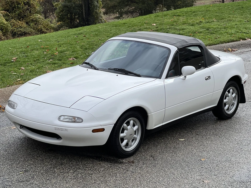 1990 Mazda NA MX-5 Miata - Image 7 of 31