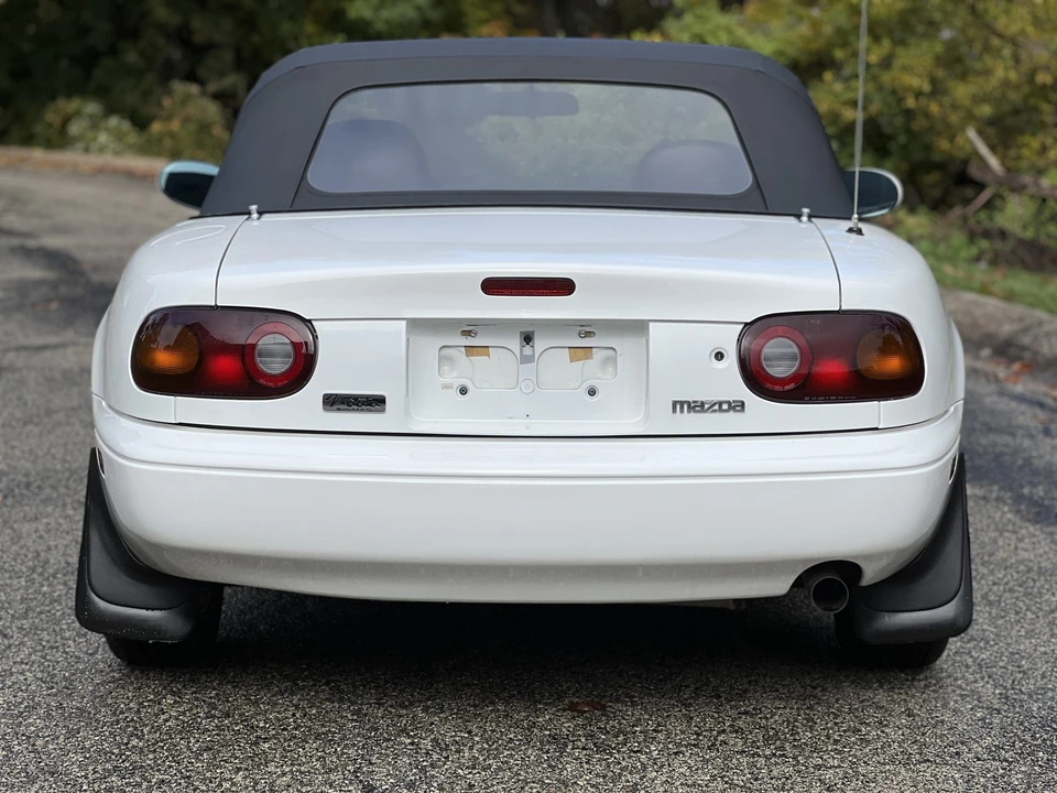 1990 Mazda NA MX-5 Miata - Image 22 of 31