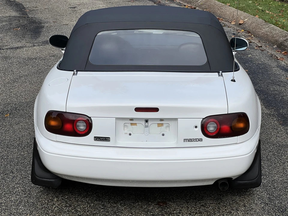 1990 Mazda NA MX-5 Miata - Image 21 of 31