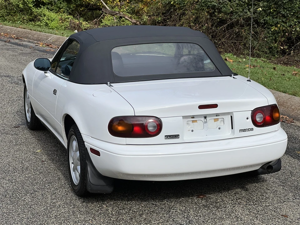 1990 Mazda NA MX-5 Miata - Image 20 of 31
