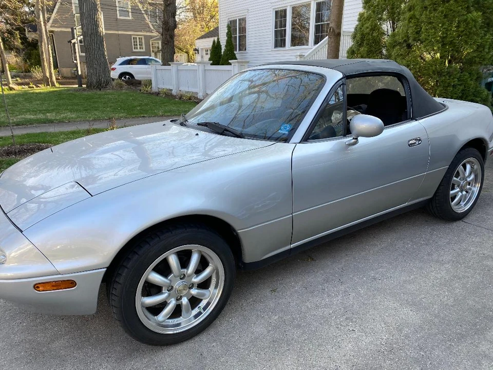 1990 Mazda NA MX-5 Miata - Image 21 of 31