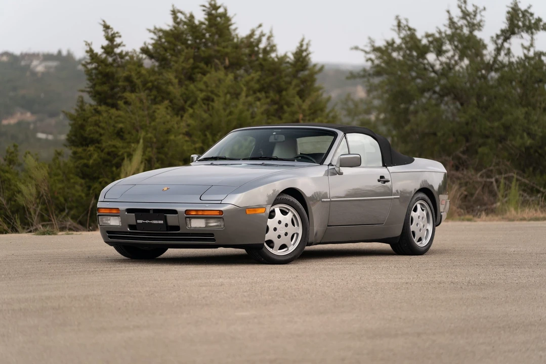 1990 Porsche 944 S2 - Image 13 of 31