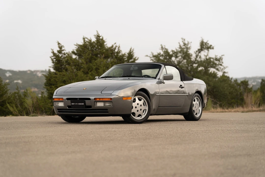 1990 Porsche 944 S2 - Image 17 of 31