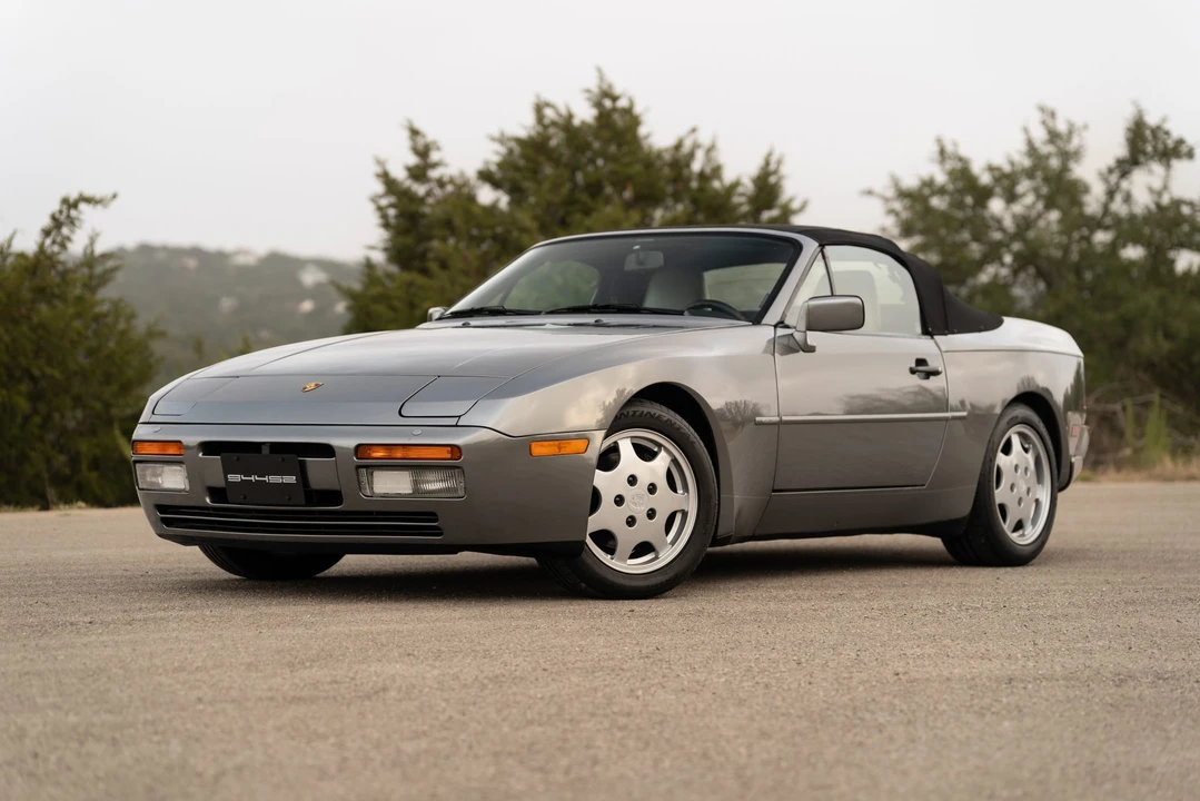 1990 Porsche 944 S2 - Image 15 of 31