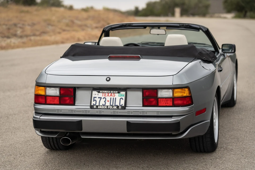 1990 Porsche 944 S2 - Image 27 of 31