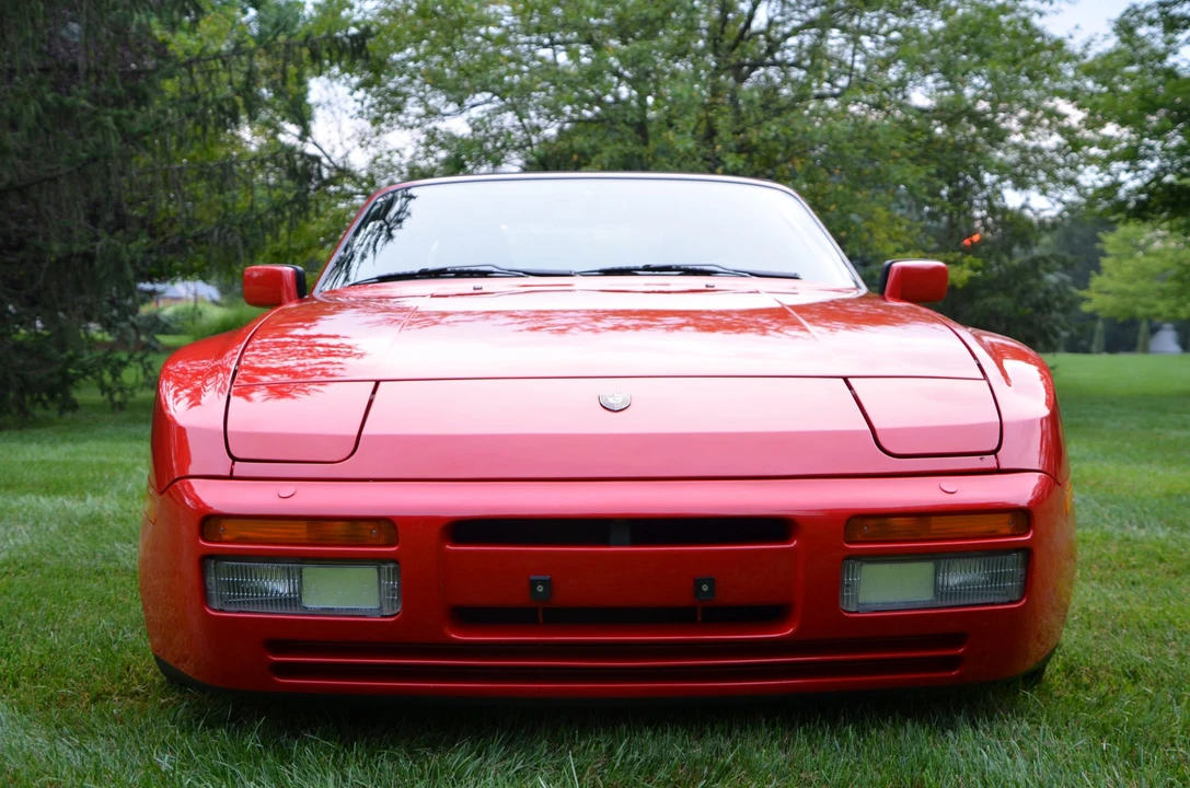 1990 Porsche 944 S2 - Image 13 of 31