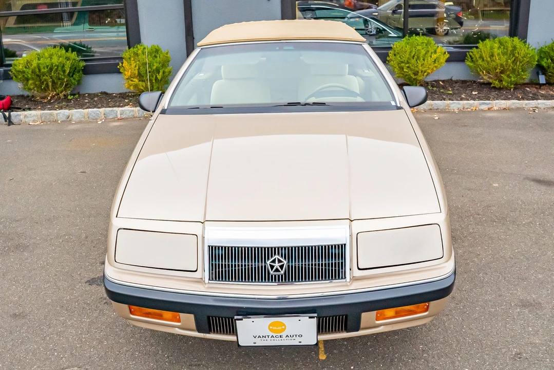 1992 Chrysler LeBaron - Image 14 of 31