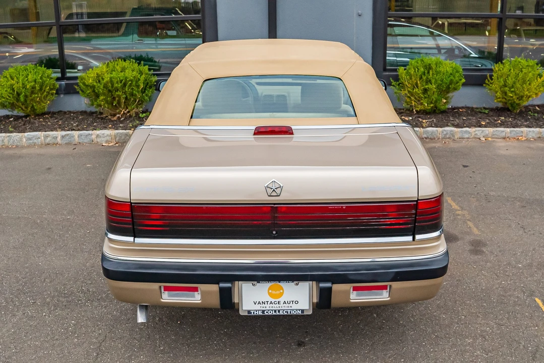 1992 Chrysler LeBaron - Image 6 of 31