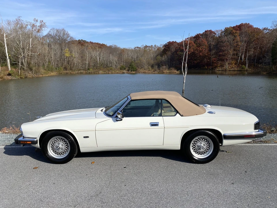 1993 Jaguar XJS Convertible - Image 18 of 31