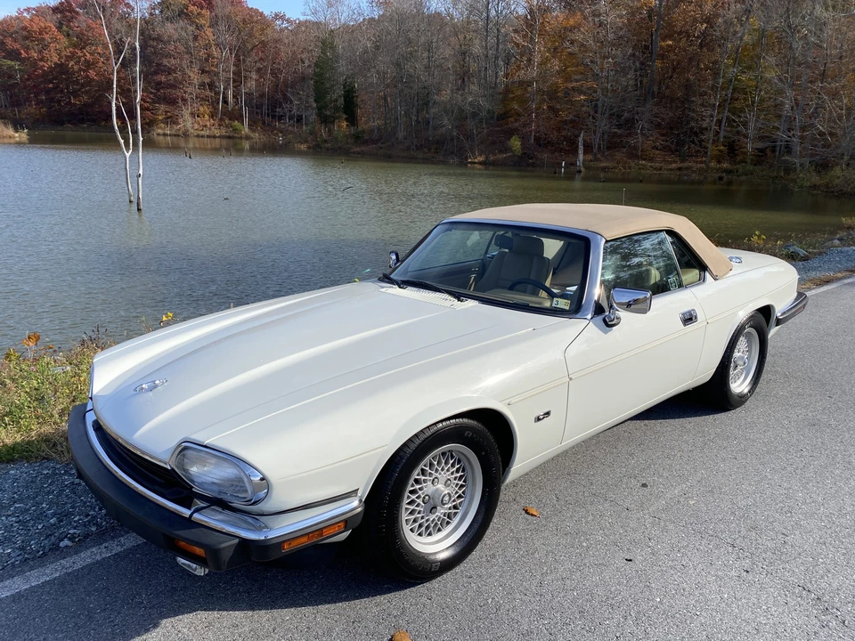1993 Jaguar XJS Convertible - Image 2 of 31