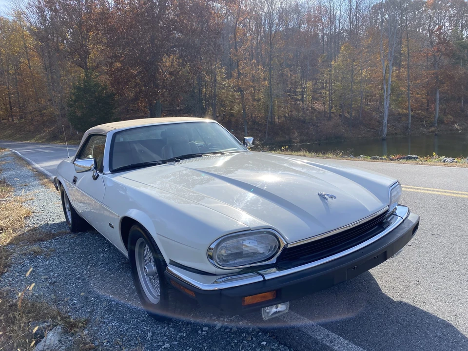 1993 Jaguar XJS Convertible - Image 8 of 31