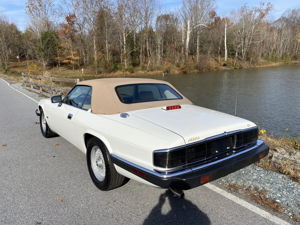 1993 Jaguar XJS Convertible - Image 15 of 31