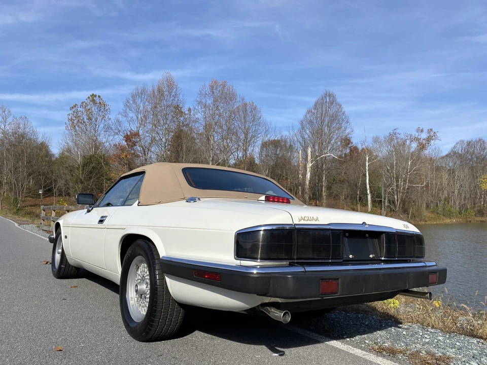 1993 Jaguar XJS Convertible - Image 16 of 31