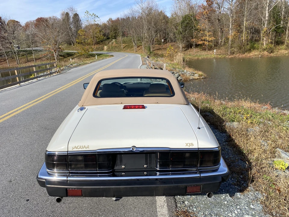 1993 Jaguar XJS Convertible - Image 12 of 31