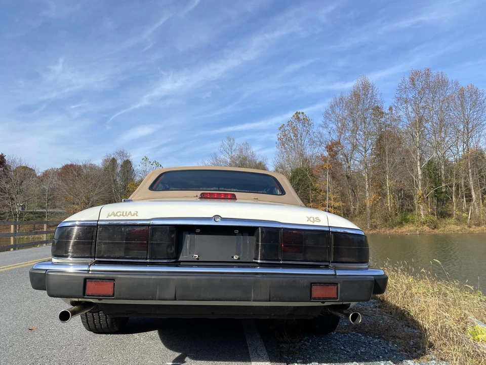 1993 Jaguar XJS Convertible - Image 14 of 31