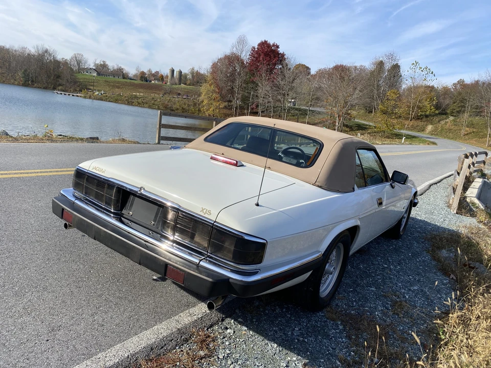 1993 Jaguar XJS Convertible - Image 11 of 31
