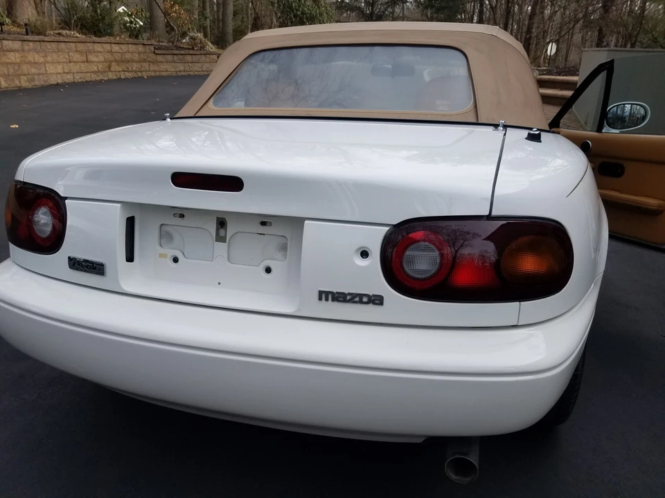1993 Mazda NA MX-5 Miata - Image 24 of 31