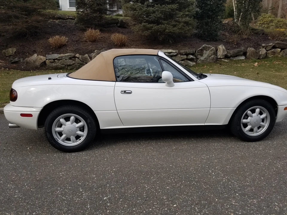 1993 Mazda NA MX-5 Miata - Image 3 of 31