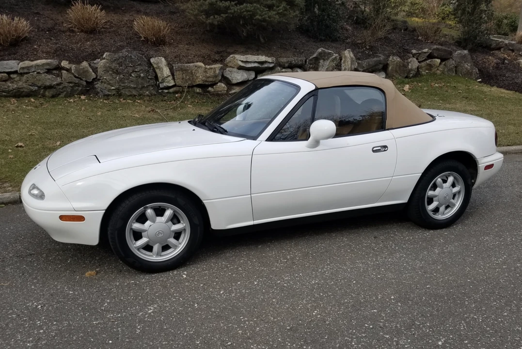 1993 Mazda NA MX-5 Miata - Image 6 of 31
