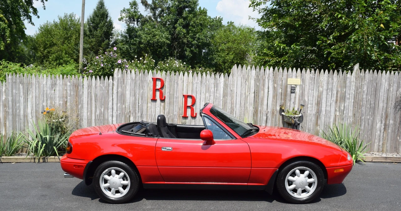 1993 Mazda NA MX-5 Miata - Image 26 of 31