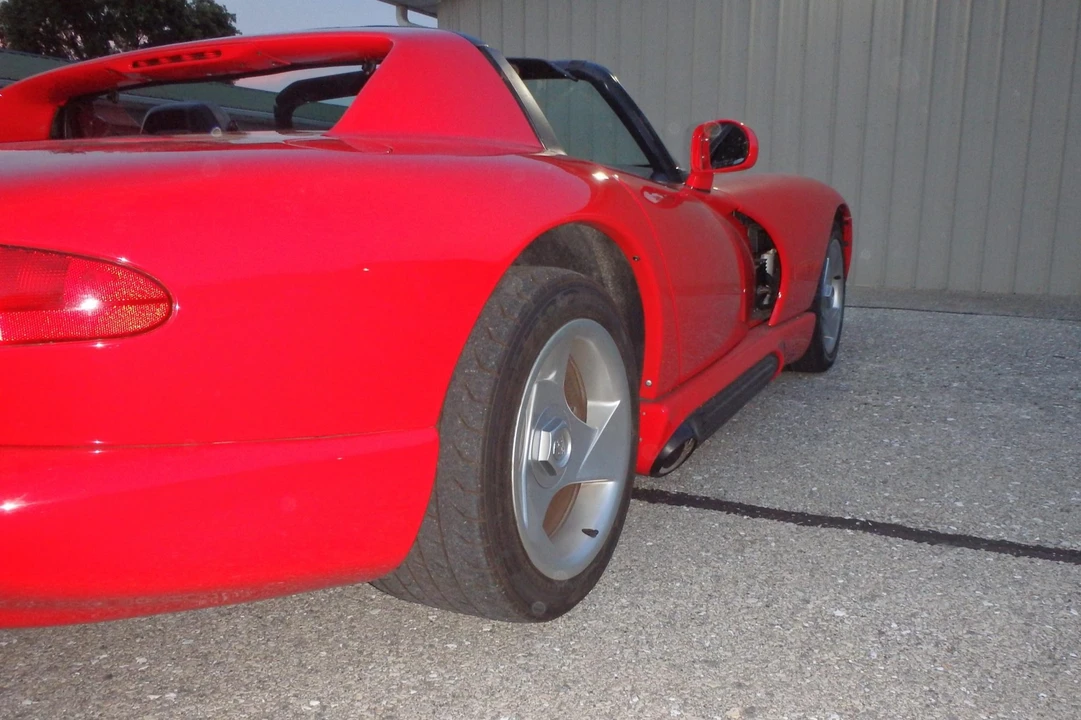 1994 Dodge Viper 1st Gen - Image 15 of 31