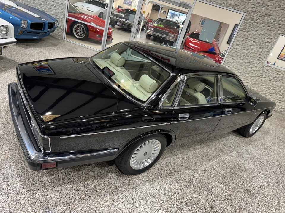 1994 Jaguar XJ40 XJ - Image 10 of 31