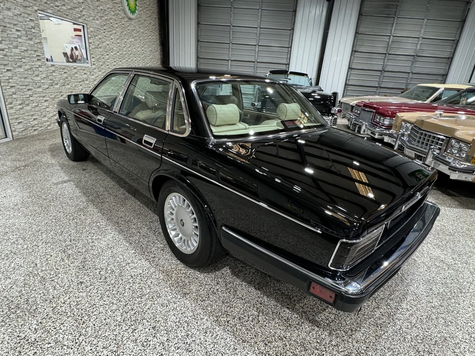 1994 Jaguar XJ40 XJ - Image 14 of 31