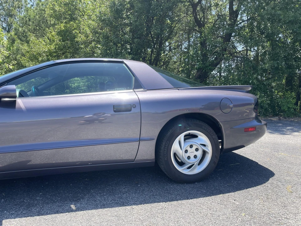 1994 Pontiac Firebird 4th Gen - Image 18 of 31