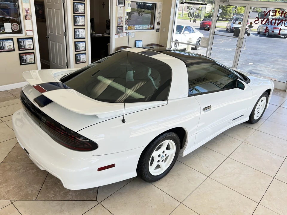 1994 Pontiac Firebird Trans Am 4th Gen - Image 14 of 31