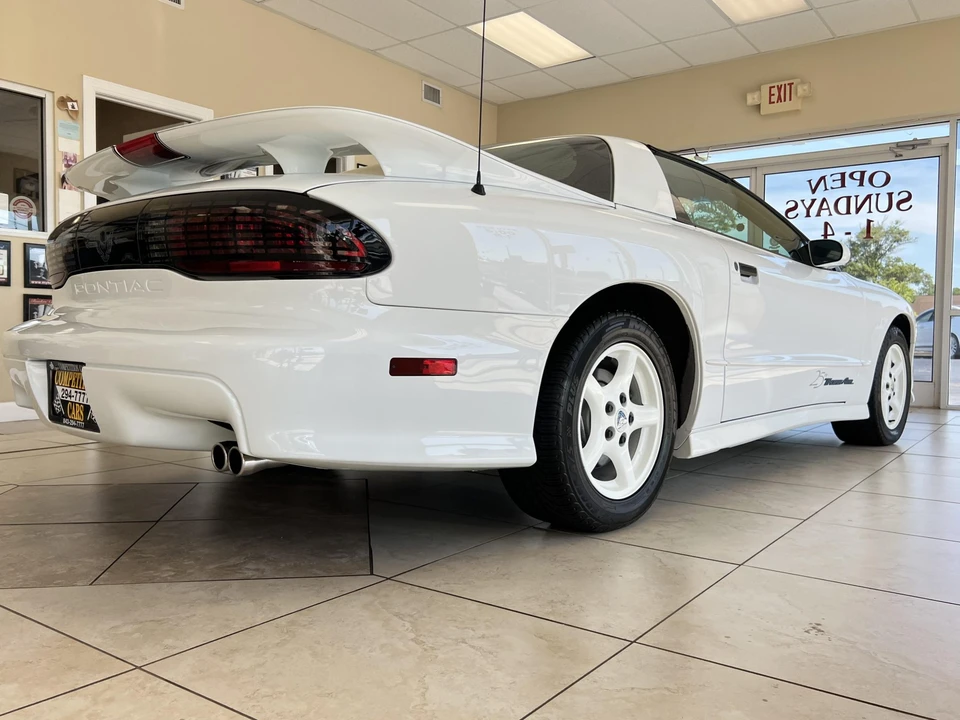 1994 Pontiac Firebird Trans Am 4th Gen - Image 12 of 31