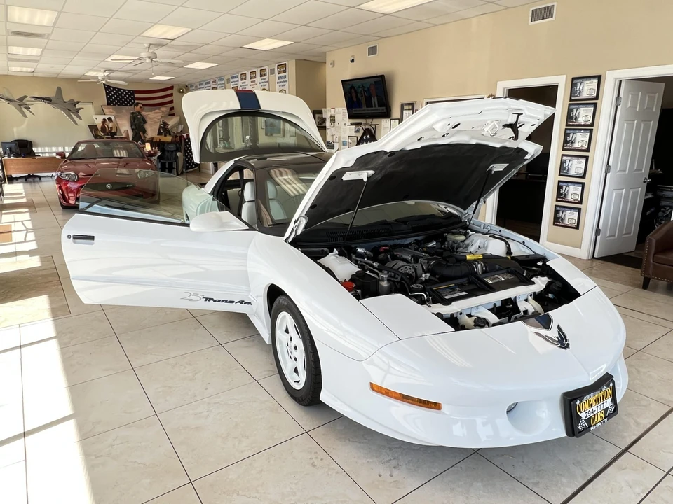 1994 Pontiac Firebird Trans Am 4th Gen - Image 23 of 31