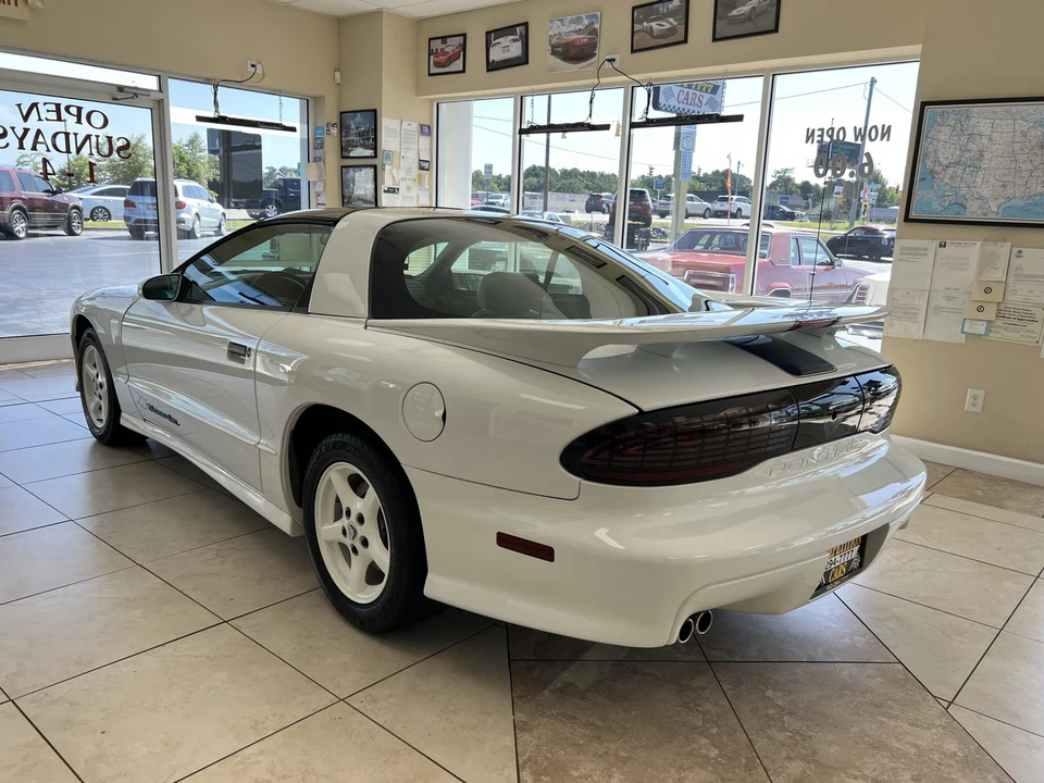 1994 Pontiac Firebird Trans Am 4th Gen - Image 18 of 31