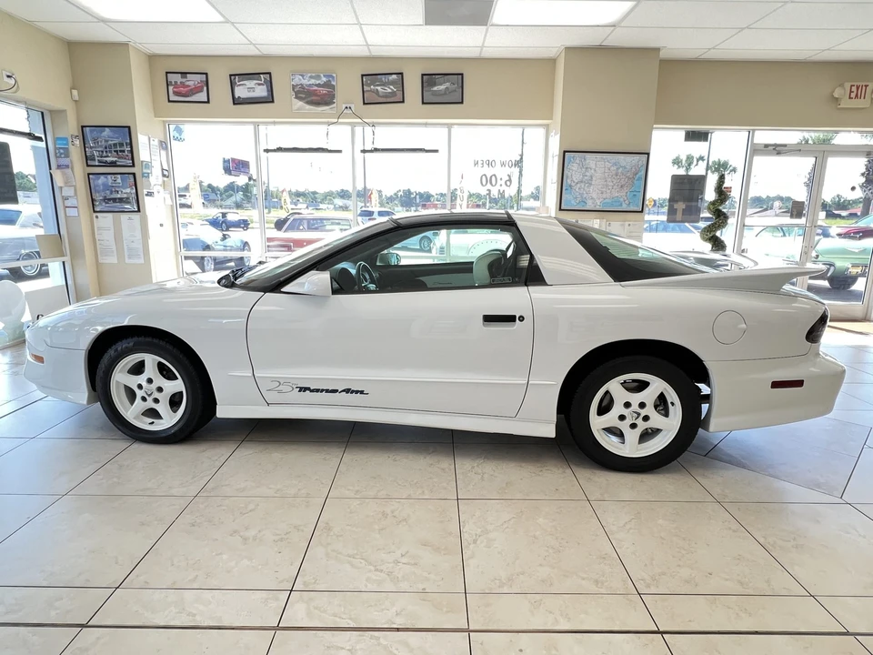 1994 Pontiac Firebird Trans Am 4th Gen - Image 20 of 31