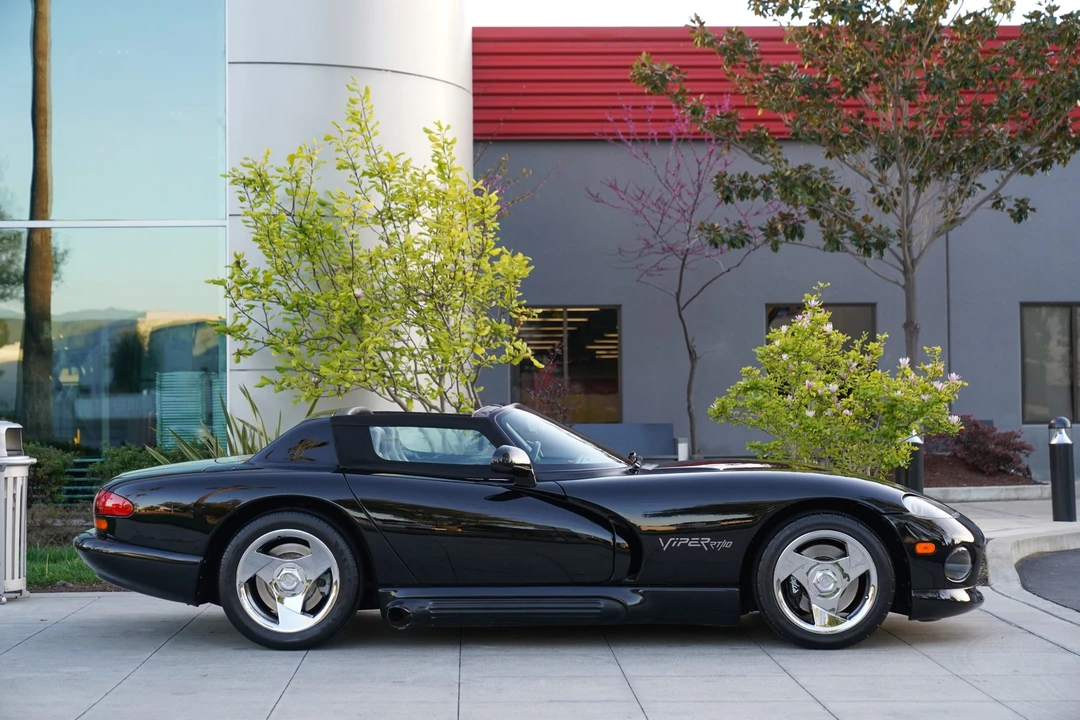 1995 Dodge Viper 1st Gen - Image 13 of 31