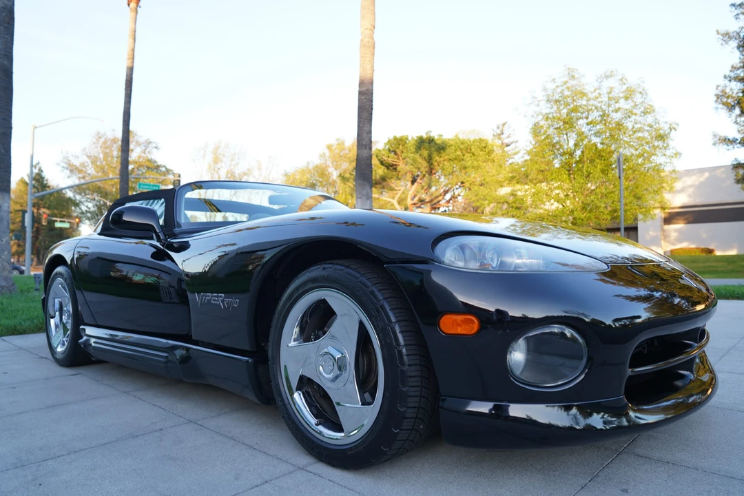 1995 Dodge Viper 1st Gen - Image 15 of 31