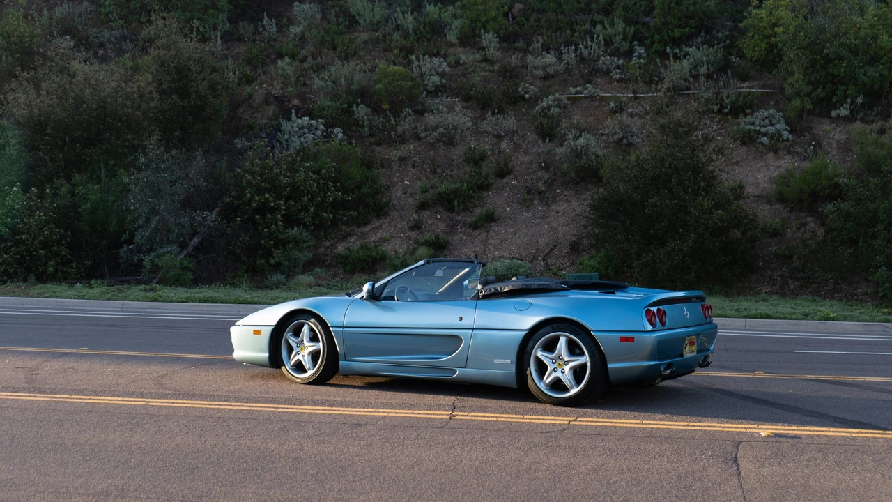 1995 Ferrari F355 Spider - Image 8 of 31