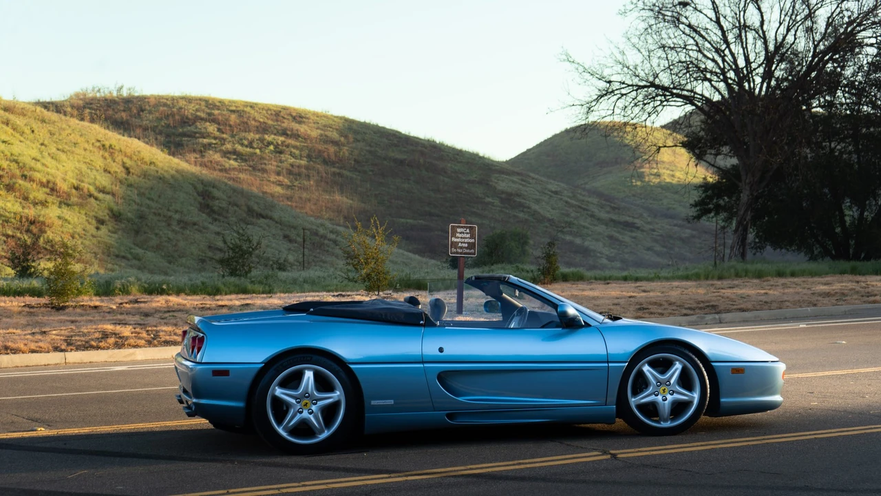 1995 Ferrari F355 Spider - Image 10 of 31