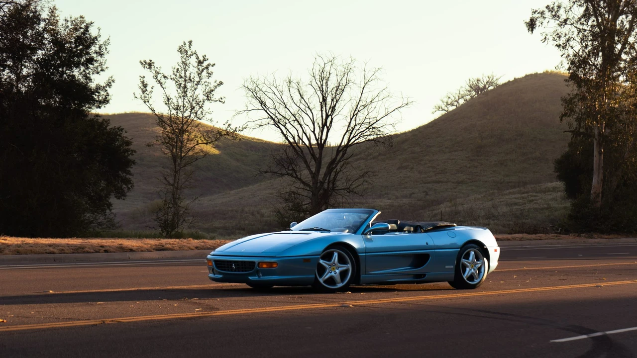 1995 Ferrari F355 Spider - Image 14 of 31