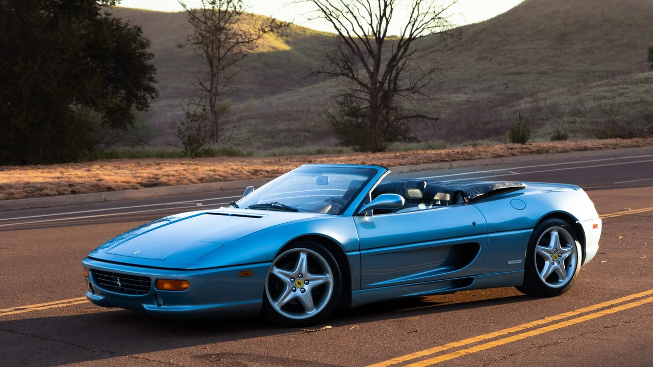 1995 Ferrari F355 Spider - Image 15 of 31