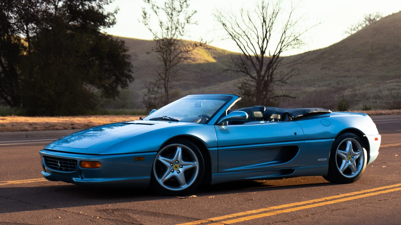 1995 Ferrari F355 Spider - Image 16 of 31