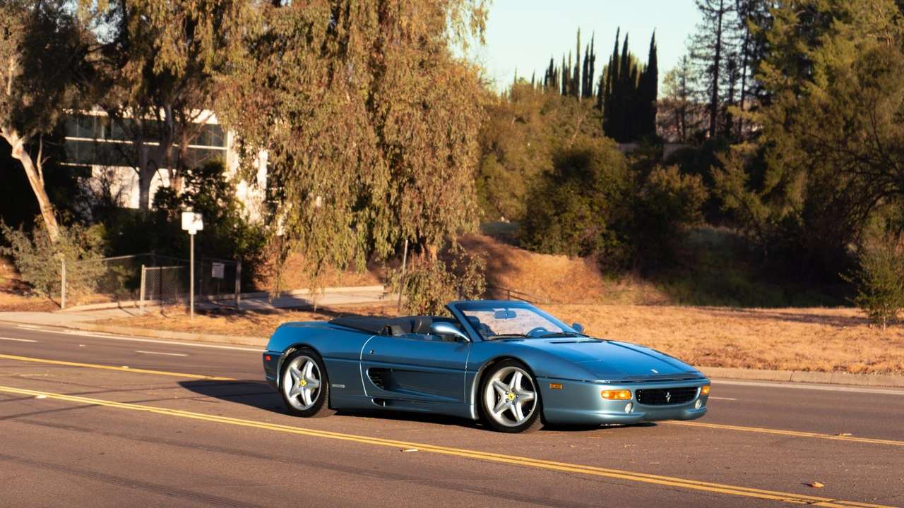 1995 Ferrari F355 Spider - Image 24 of 31