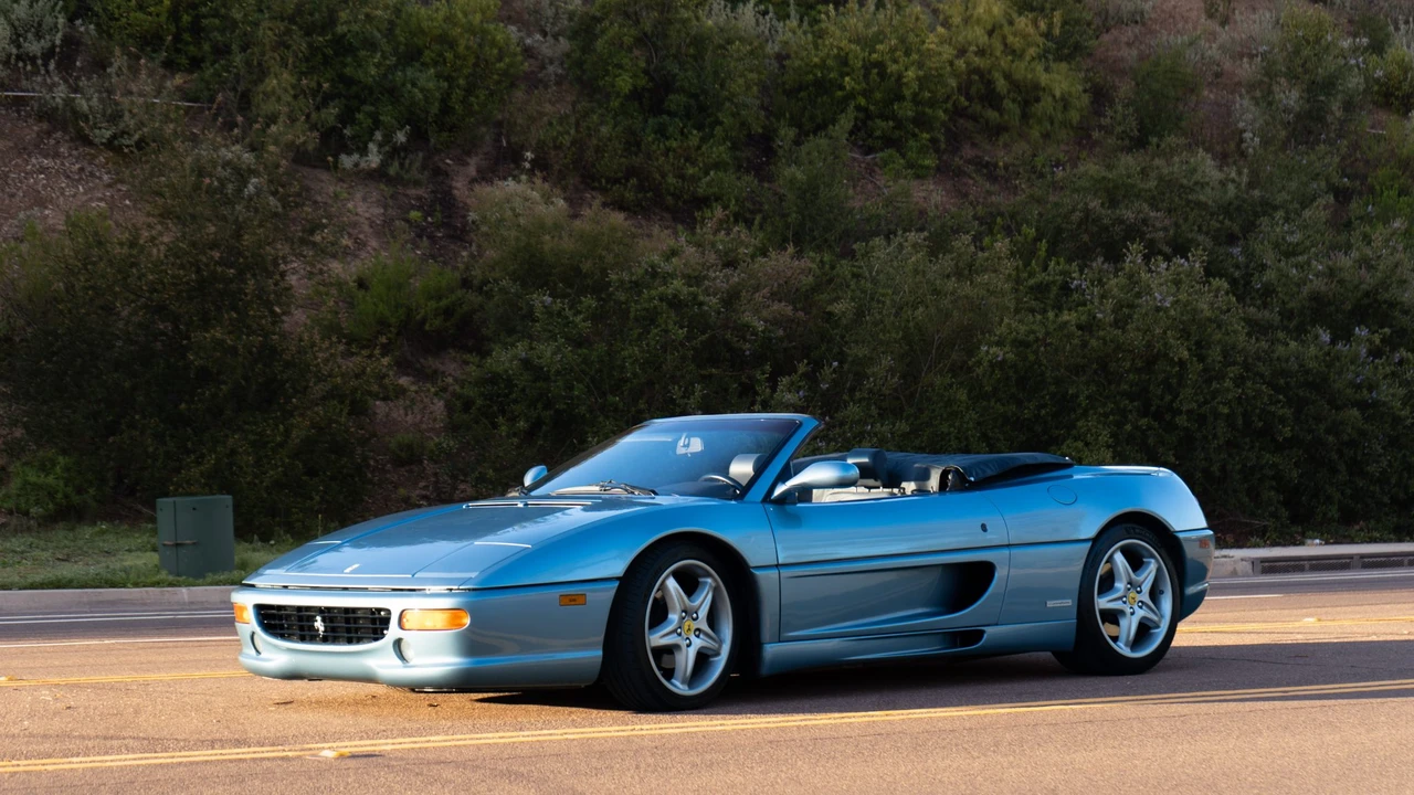 1995 Ferrari F355 Spider - Image 25 of 31