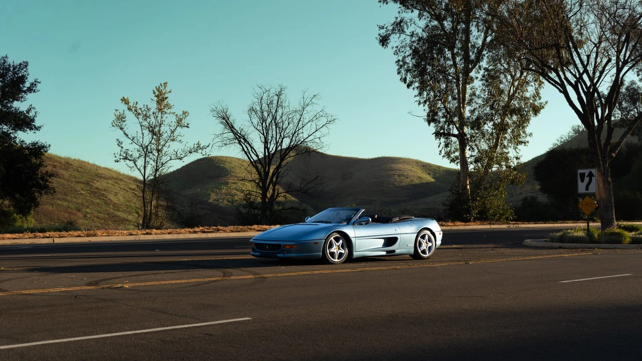 1995 Ferrari F355 Spider - Image 30 of 31