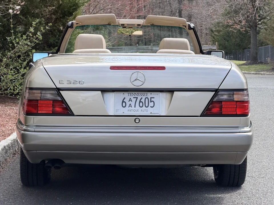 1995 Mercedes-Benz W124 E-Class - Image 19 of 31