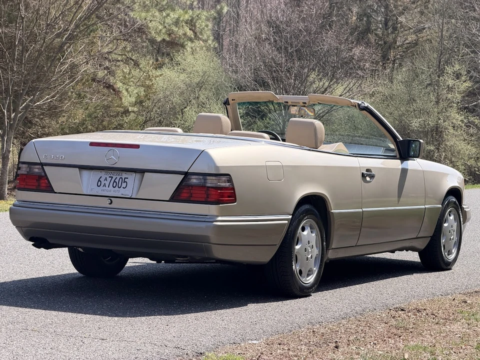 1995 Mercedes-Benz W124 E-Class - Image 17 of 31