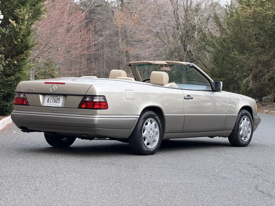 1995 Mercedes-Benz W124 E-Class - Image 16 of 31