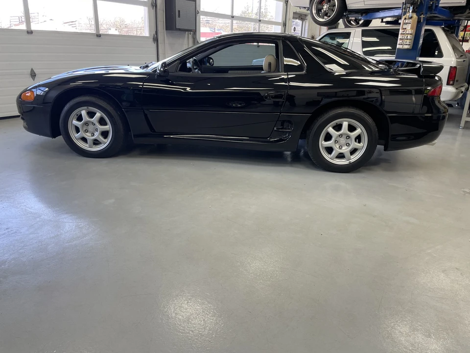 1995 Mitsubishi 3000GT Series 2 - Image 4 of 31