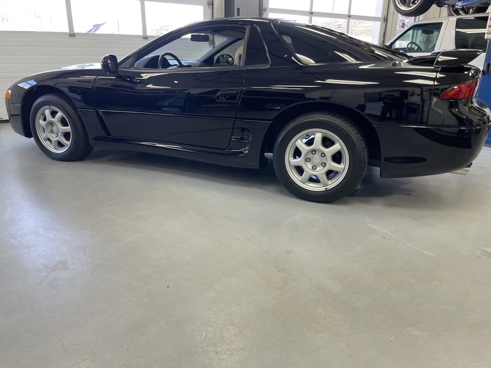 1995 Mitsubishi 3000GT Series 2 - Image 5 of 31