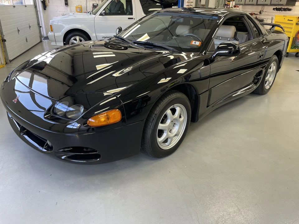 1995 Mitsubishi 3000GT Series 2 - Image 3 of 31