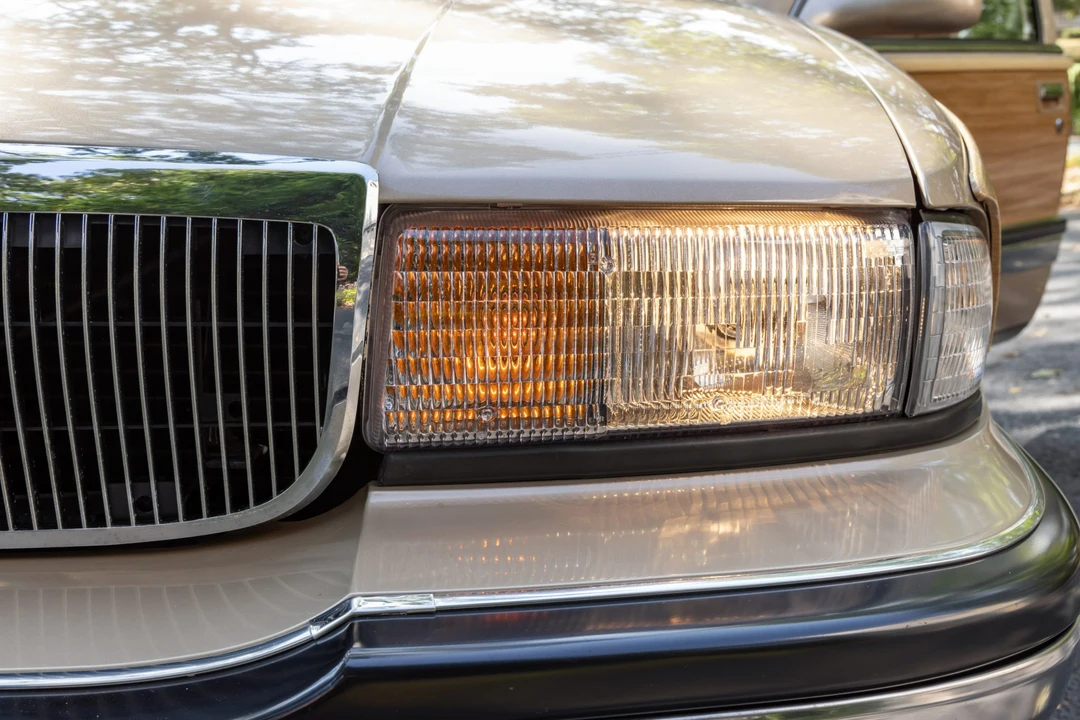 1996 Buick Roadmaster - Image 15 of 31